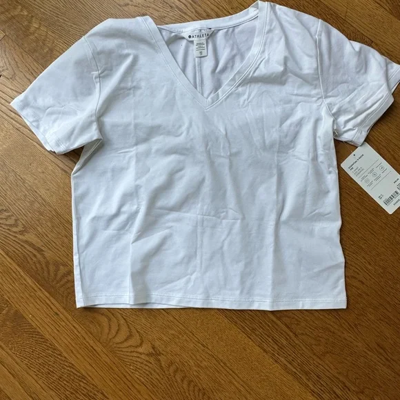 Brand new athelta xs tee white  with tags - Picture 5 of 6